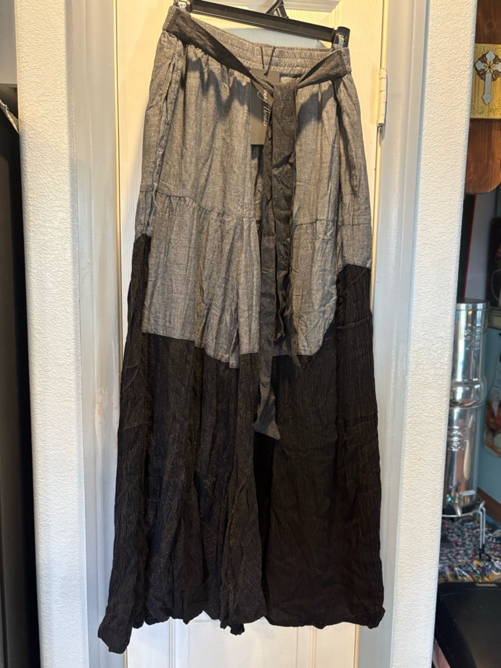 Wide-Leg Two-Tone Black and Gray Palazzo Pants